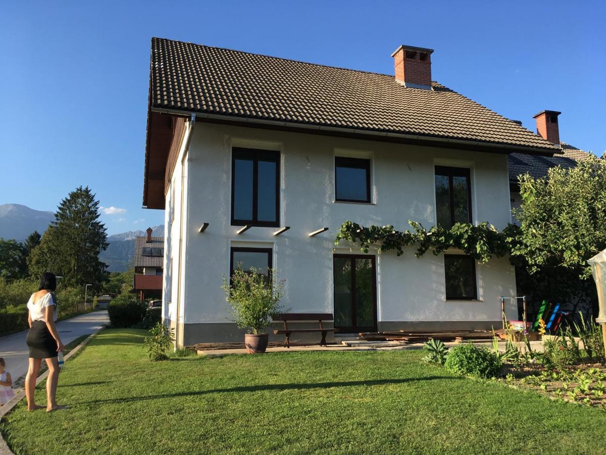 Carniolan House - Gorenska Hiska ラドヴリツァ エクステリア 写真